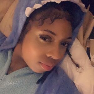 Meet your Posher, Deandrea